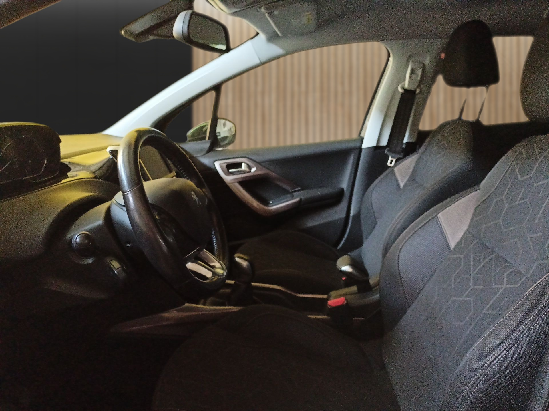Peugeot 2008 1.2 VTI | Imagem 7