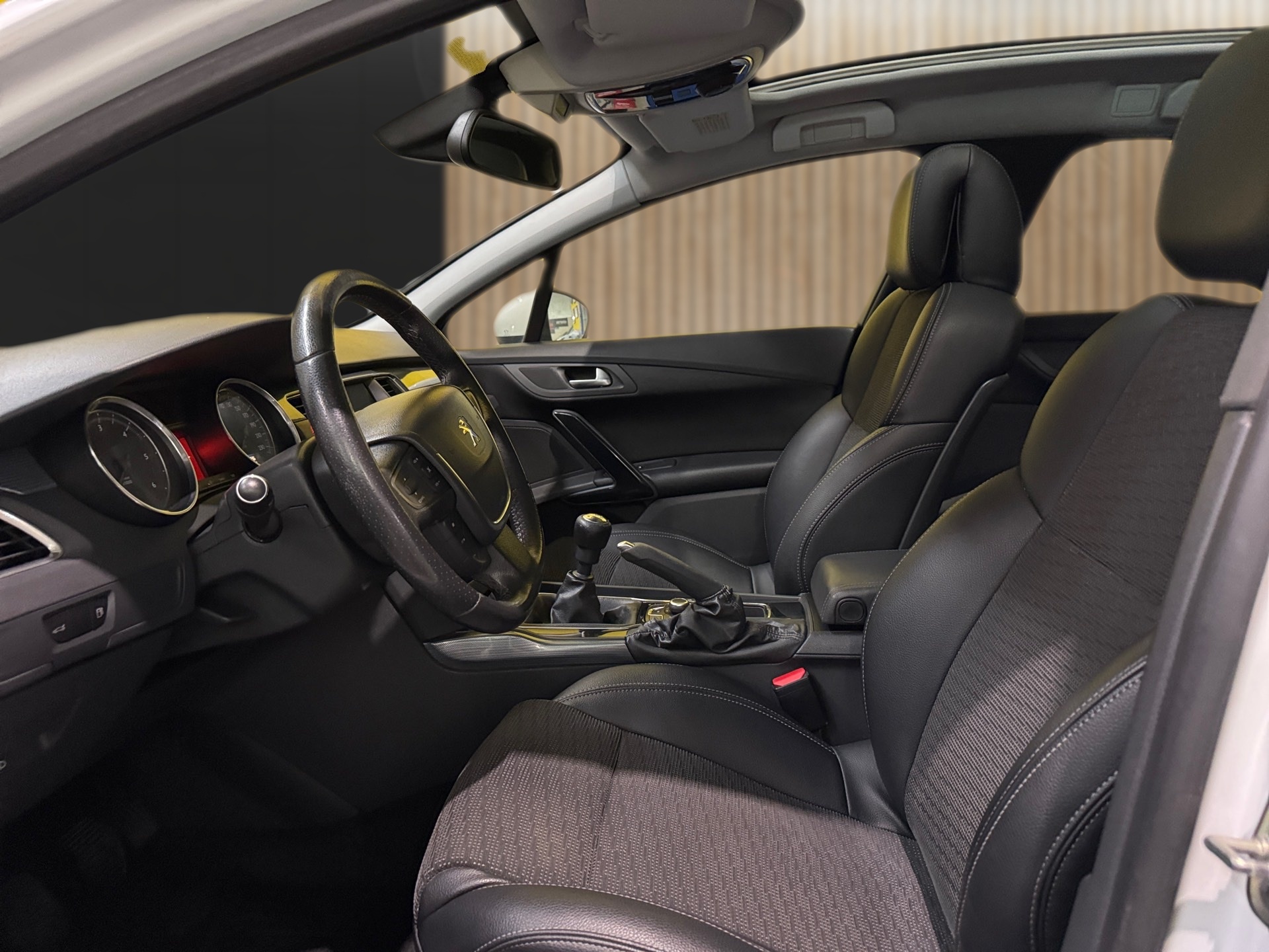 Peugeot 508 SW 2.0 HDI | Imagem 7