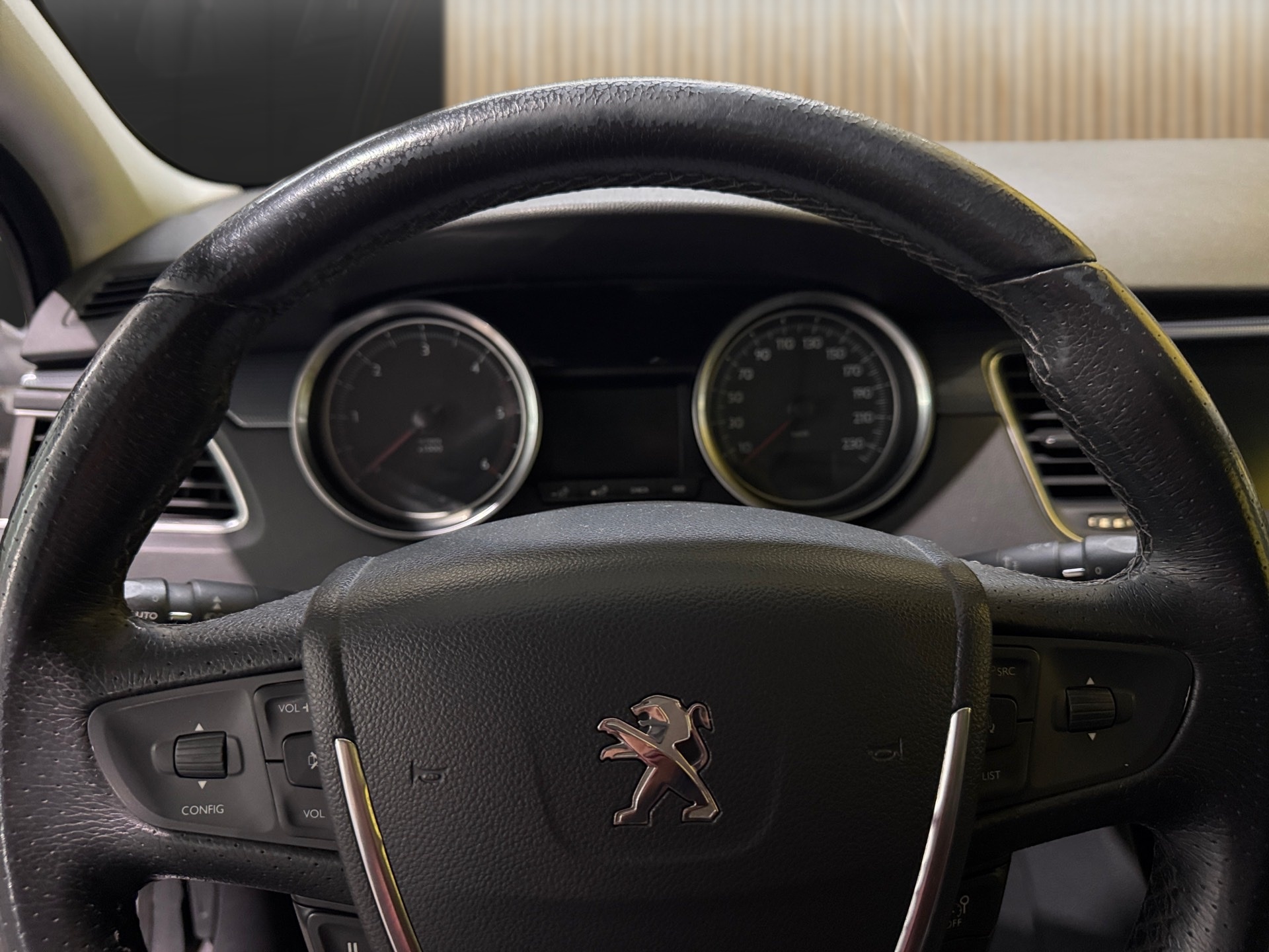 Peugeot 508 SW 2.0 HDI | Imagem 8