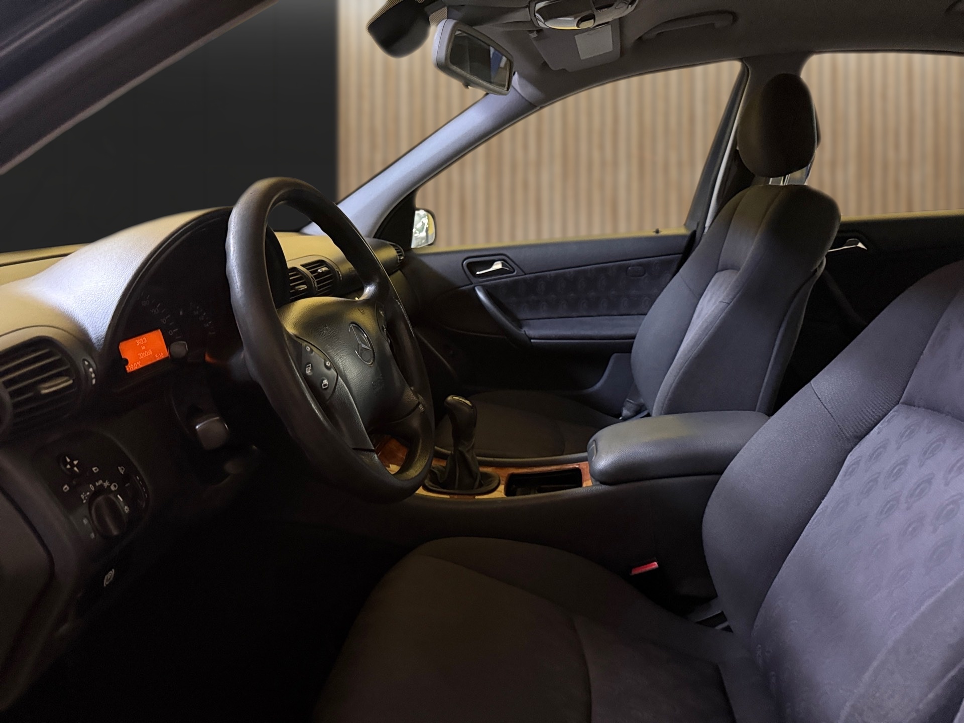 Mercedes-Benz C 200 CDI | Imagem 7